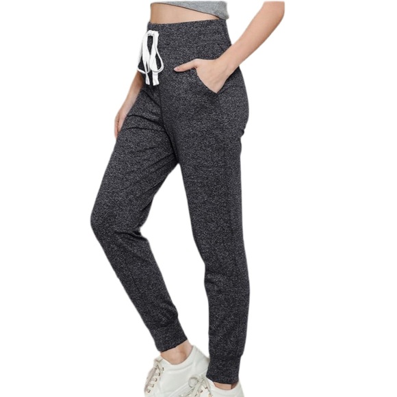 NWT Light‎ Gray Joggers W/ Pockets- Large - Picture 5 of 6